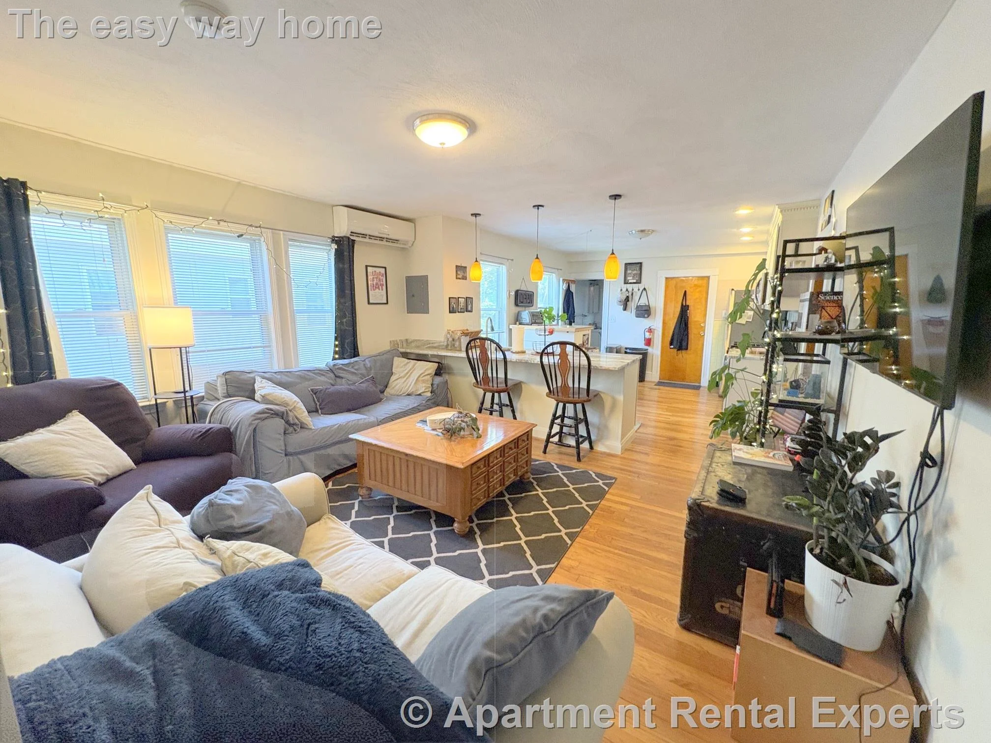 3 bed, 2 bath apartment for rent at 167 Harvard St Unit 2, Tufts — photo 4 of 13