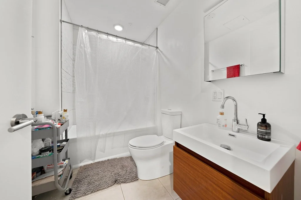 3 bed, 2 bath apartment for rent at 167 Hyde Park Ave Unit 167, Jamaica Plain — photo 12 of 16