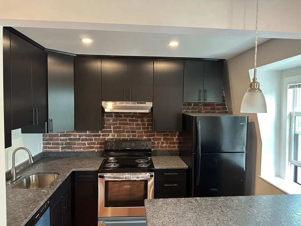 1 bed, 1 bath apartment for rent at 167 I St Unit 3, South Boston