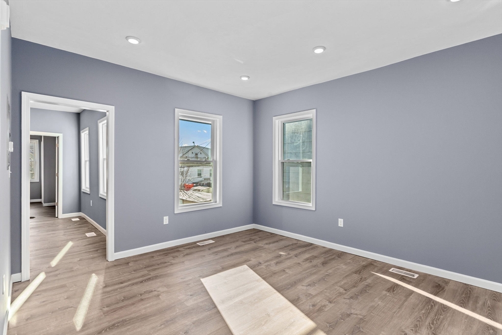 3 bed, 2 bath apartment for rent at 167 Lexington Unit 1, East Boston — photo 11 of 23