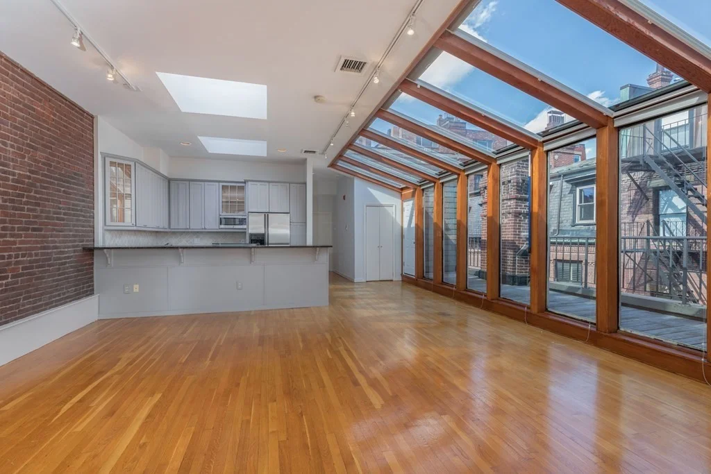 2 bed, 2 bath apartment for rent at 167 Marlborough St Unit 5, Back Bay — photo 1 of 17