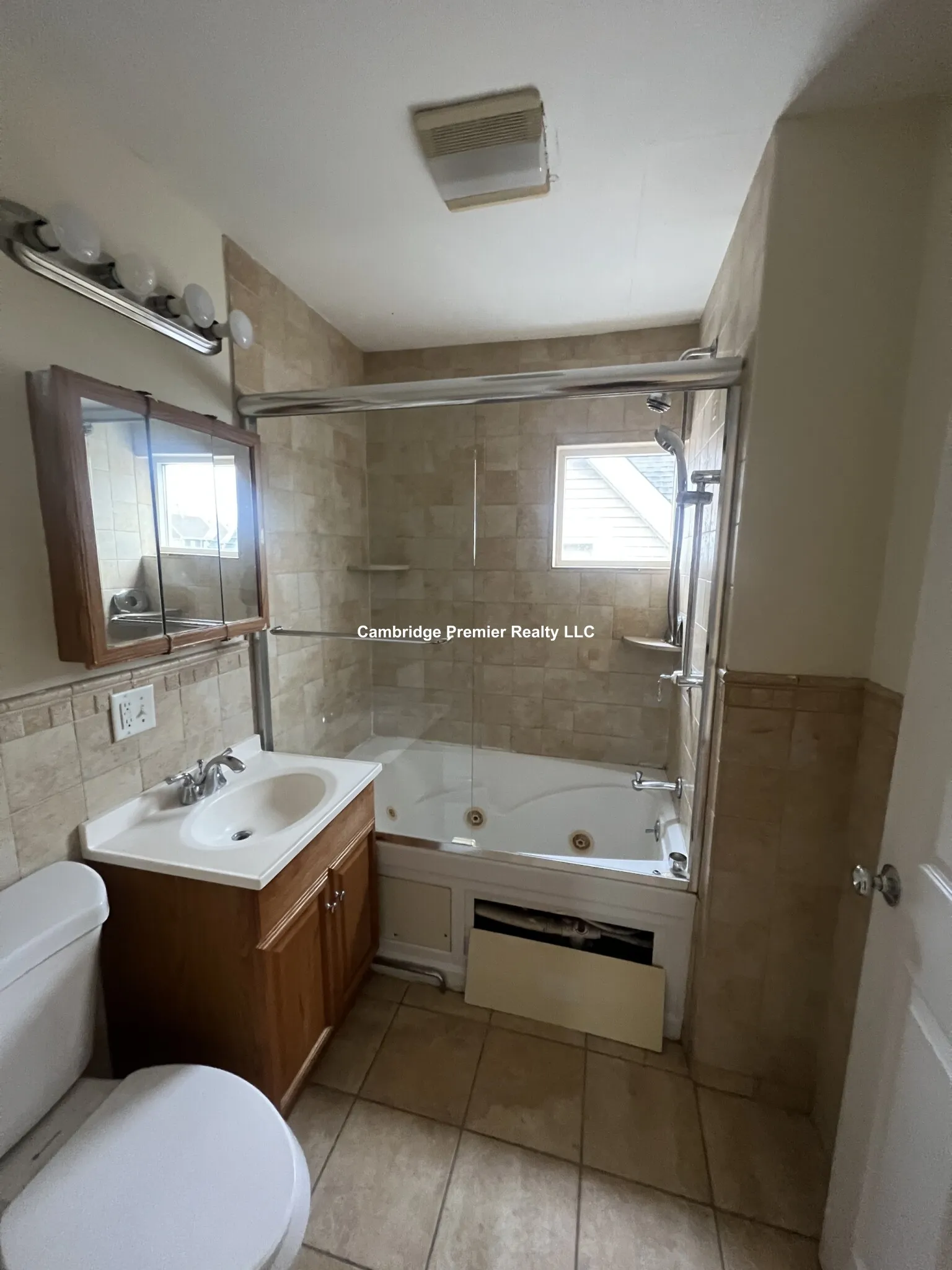 3 bed, 1.5 bath apartment for rent at 167 Pearl St Unit 3, East Somerville — photo 16 of 24