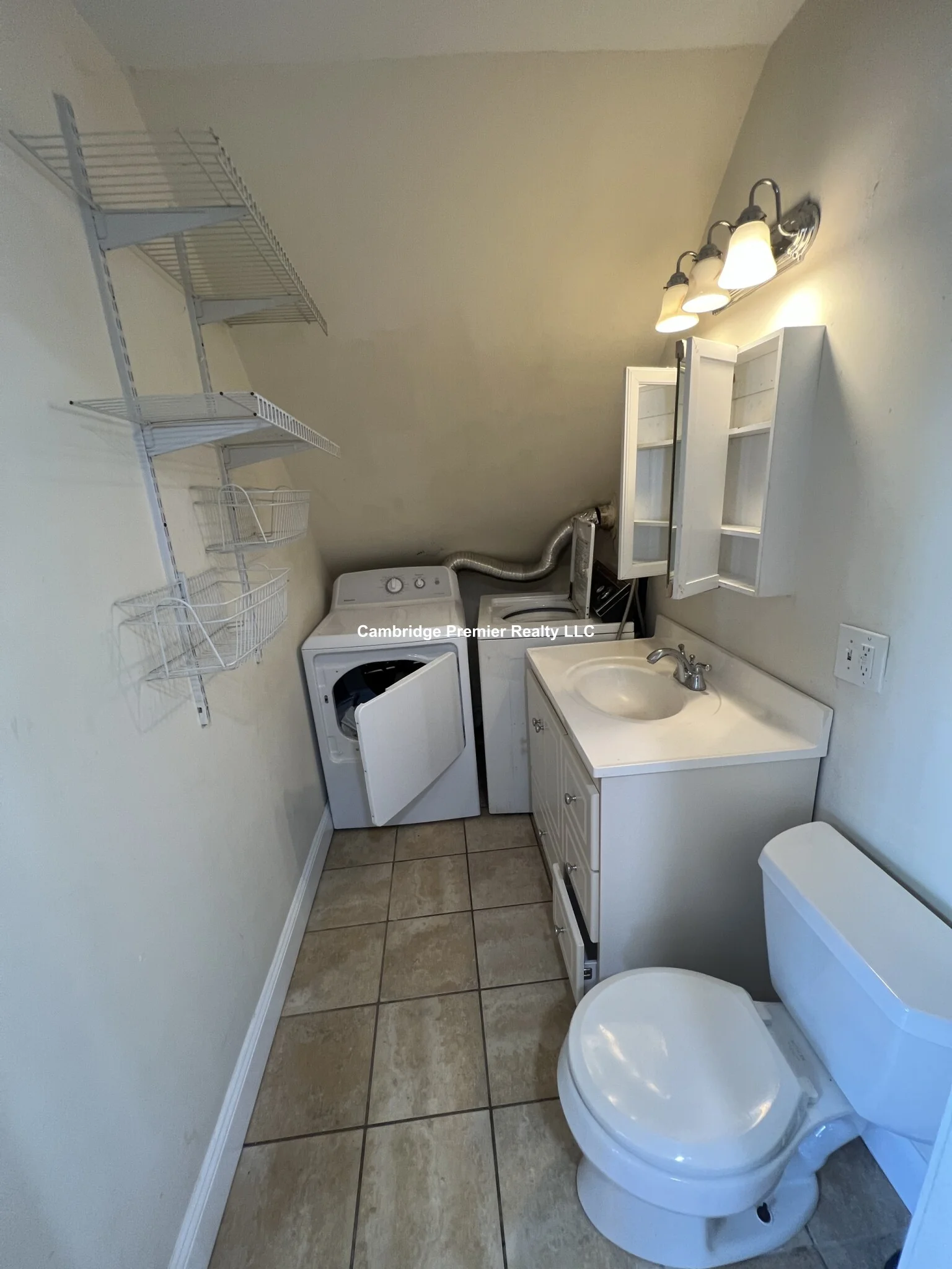 3 bed, 1.5 bath apartment for rent at 167 Pearl St Unit 3, East Somerville — photo 24 of 24