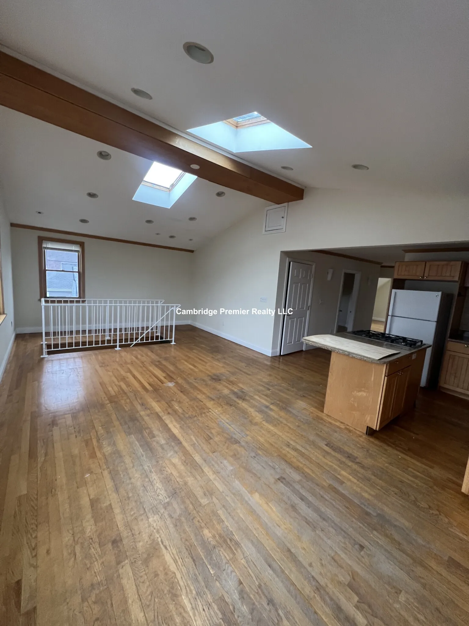 3 bed, 1.5 bath apartment for rent at 167 Pearl St Unit 3, East Somerville