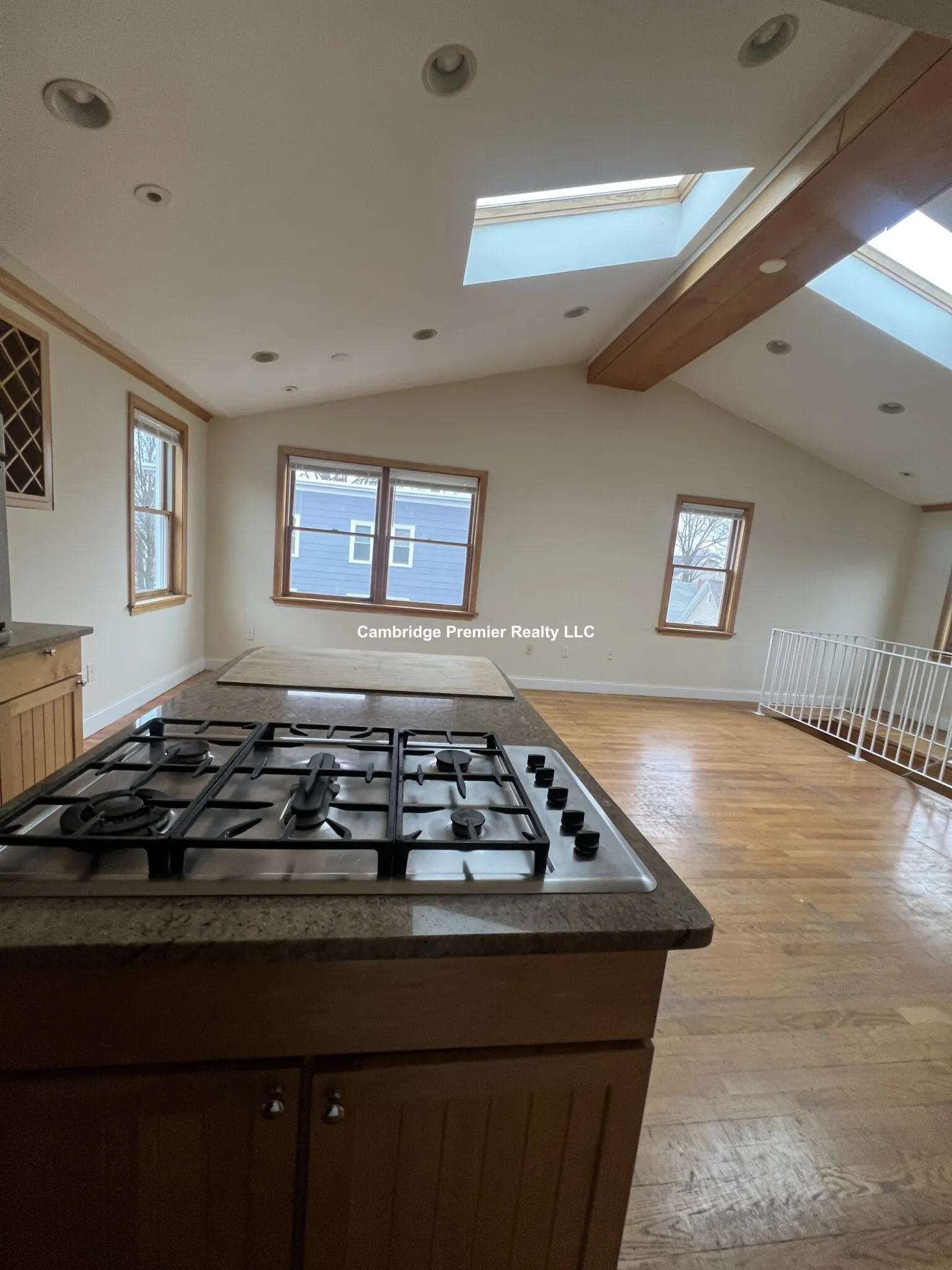 3 bed, 1.5 bath apartment for rent at 167 Pearl St Unit 3, East Somerville — photo 2 of 24