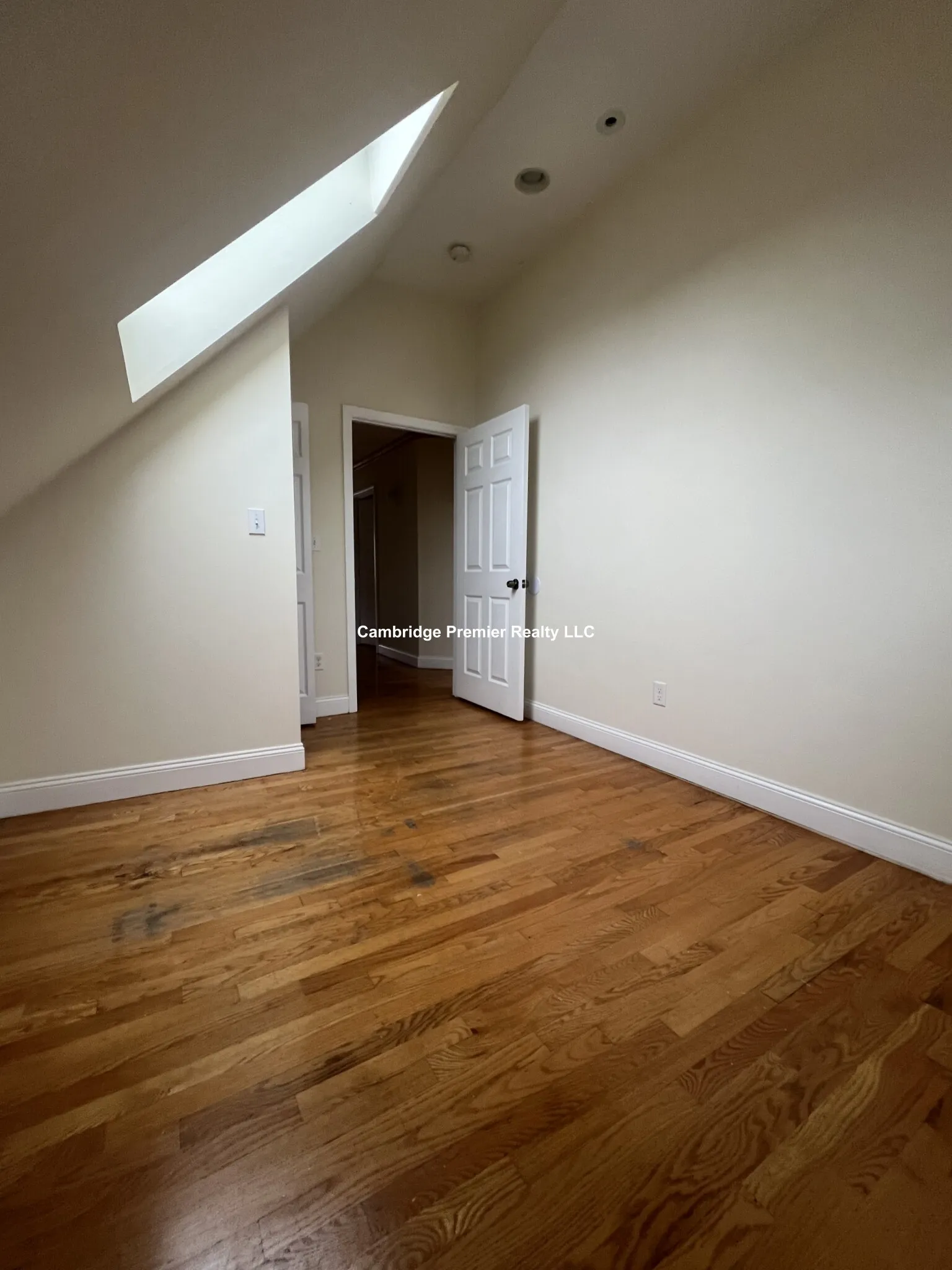 3 bed, 1.5 bath apartment for rent at 167 Pearl St Unit 3, East Somerville — photo 6 of 24