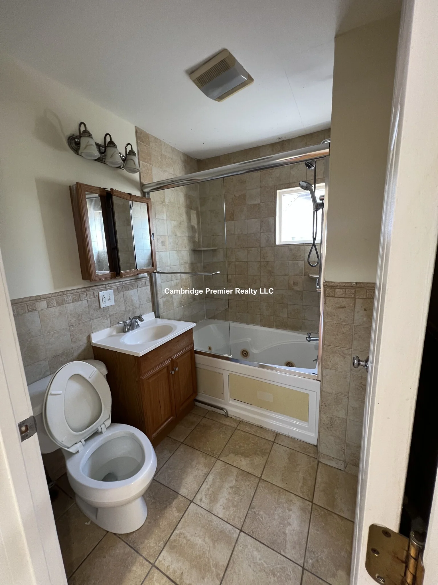 3 bed, 1.5 bath apartment for rent at 167 Pearl St Unit 3, East Somerville — photo 23 of 24