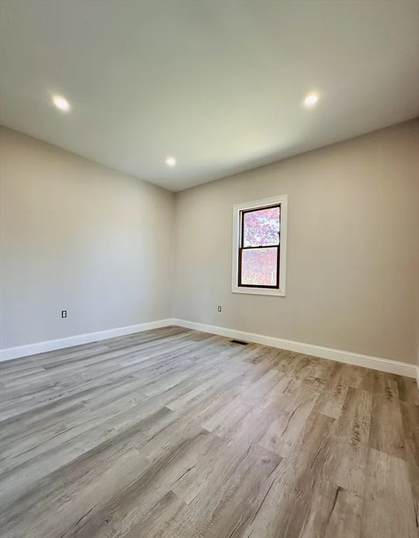 6 bed, 4+ bath apartment for rent at 167 Sydney Unit Street, Dorchester — photo 7 of 15