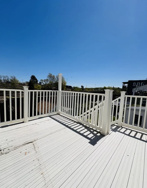 6 bed, 4+ bath apartment for rent at 167 Sydney Unit Street, Dorchester — photo 13 of 15