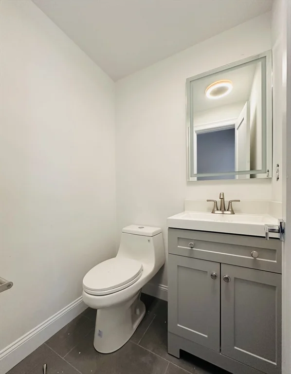 6 bed, 4+ bath apartment for rent at 167 Sydney Unit Street, Dorchester — photo 8 of 15