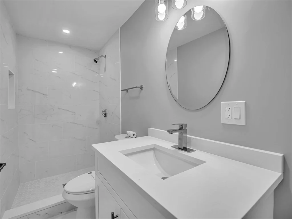6 bed, 2.5 bath apartment for rent at 167 West 3rd St Unit 1, South Boston — photo 6 of 10