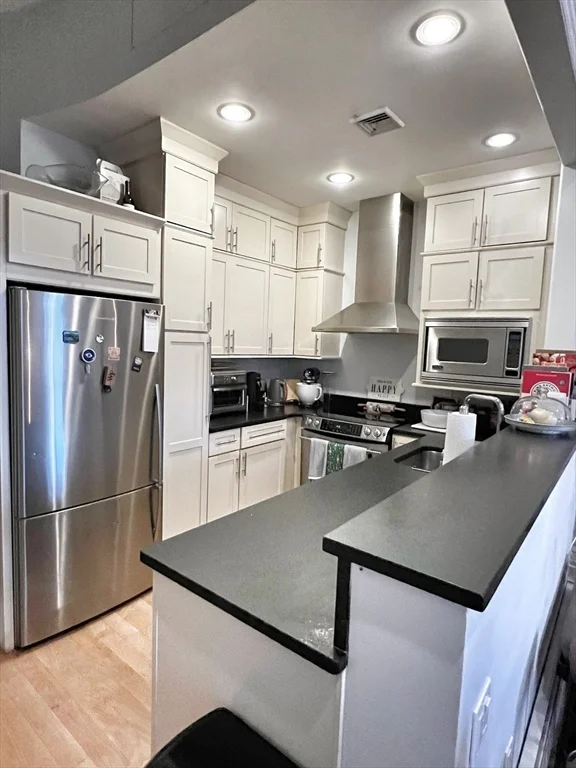 2 bed, 1 bath apartment for rent at 1670 Washington St Unit 2, South End — photo 11 of 24