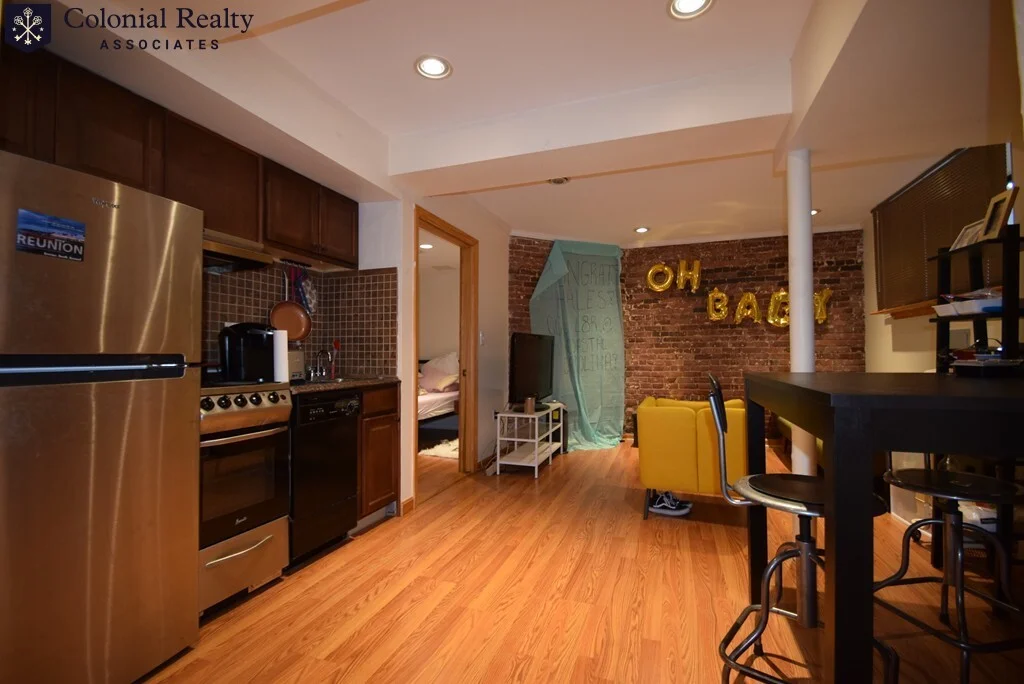2 bed, 1 bath apartment for rent at 1671 Beacon St Unit 2, Aspinwall Hill — photo 7 of 7
