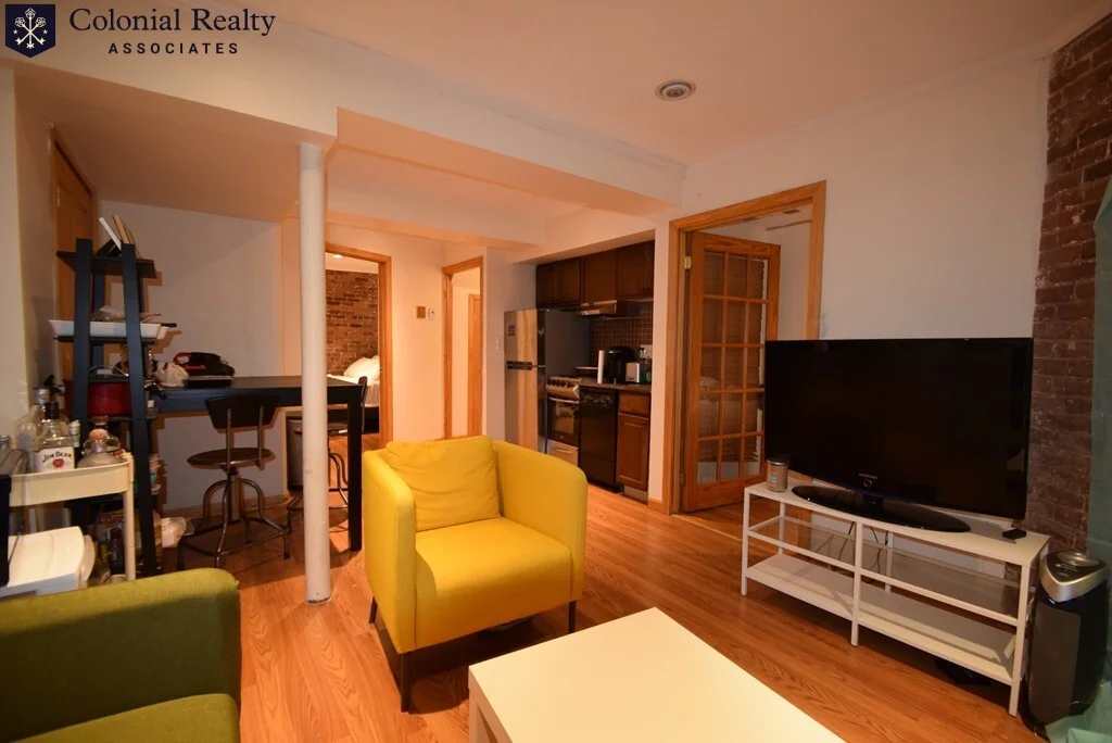 2 bed, 1 bath apartment for rent at 1671 Beacon St Unit 2, Aspinwall Hill — photo 1 of 7