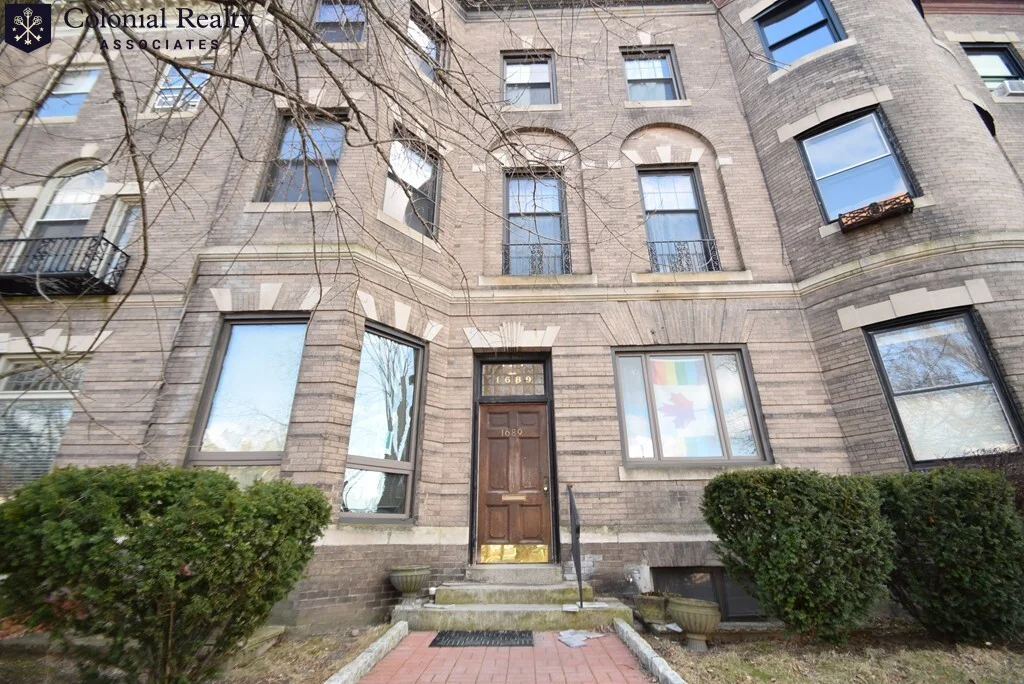 2 bed, 1 bath apartment for rent at 1671 Beacon St Unit 2, Aspinwall Hill — photo 6 of 7