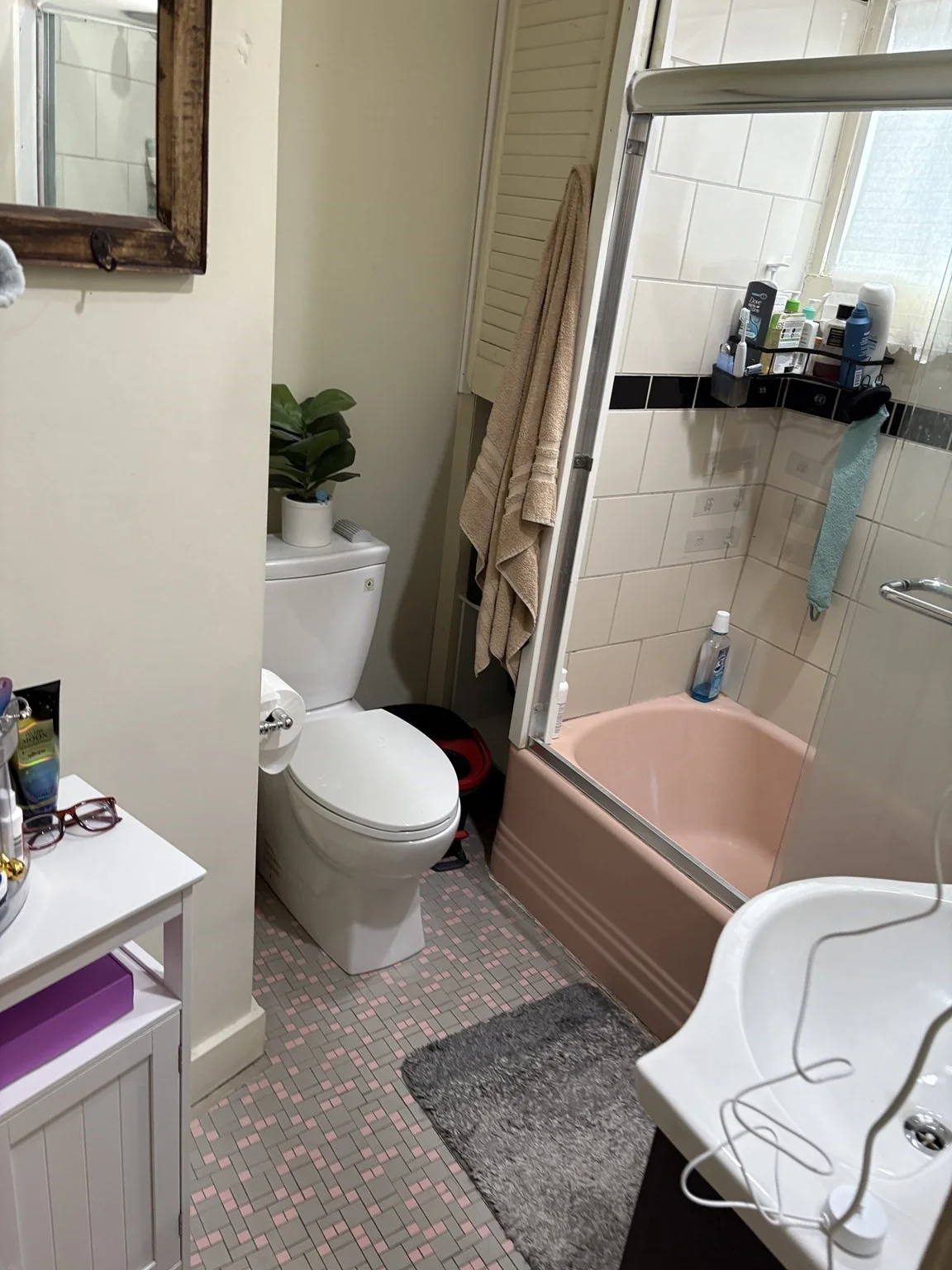 1 bed, 1 bath apartment for rent at 1672 Beacon St Unit 3B, Washington Square — photo 4 of 5