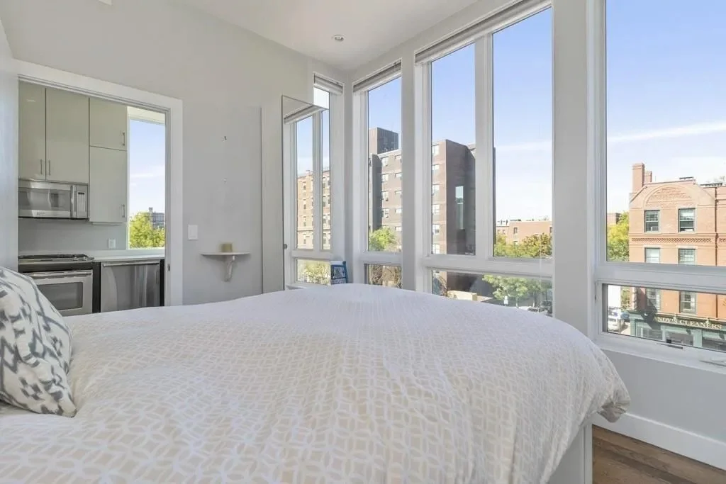 1 bed, 1 bath apartment for rent at 1672 Washington St Unit 301, South End — photo 3 of 6