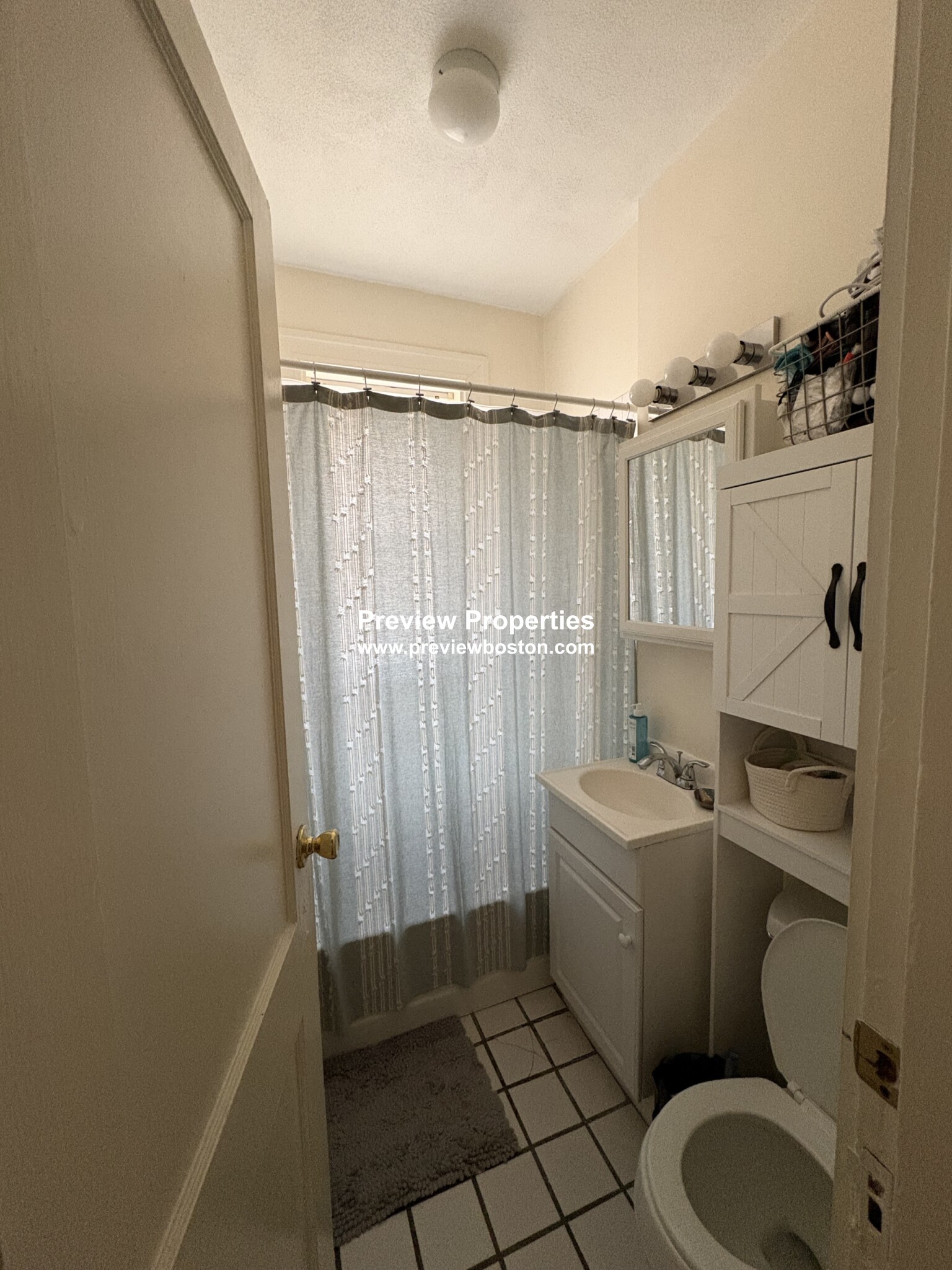 Studio bed, 1 bath apartment for rent at 1673 Commonwealth Ave Unit 14P, Brighton — photo 4 of 9