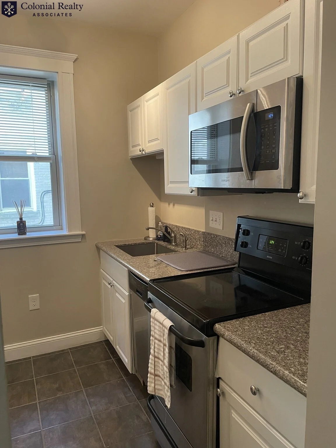 1 bed, 1 bath apartment for rent at 1673 Commonwealth Ave Unit 4, Brighton — photo 9 of 12