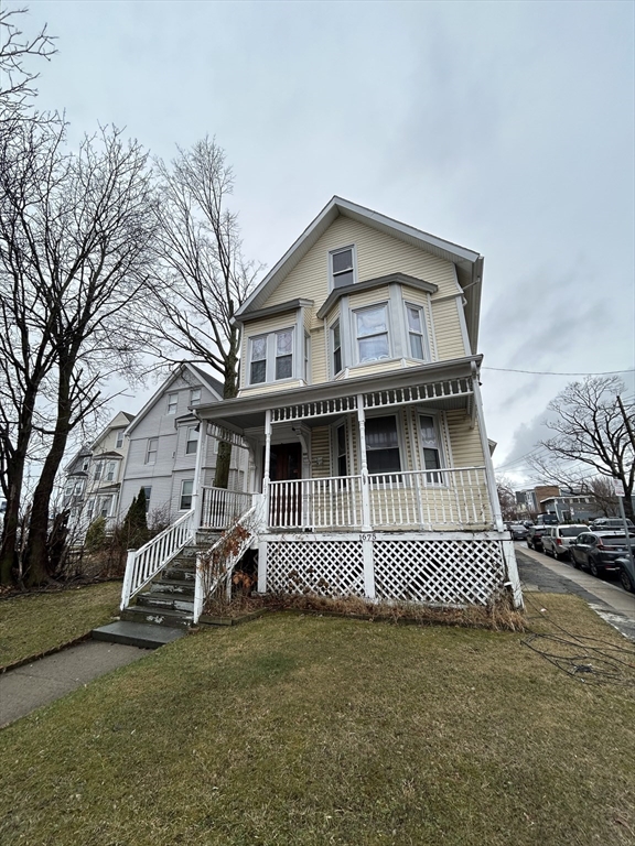 3 bed, 2 bath apartment for rent at 1675 Dorchester Ave Unit 2, Boston — photo 1 of 19