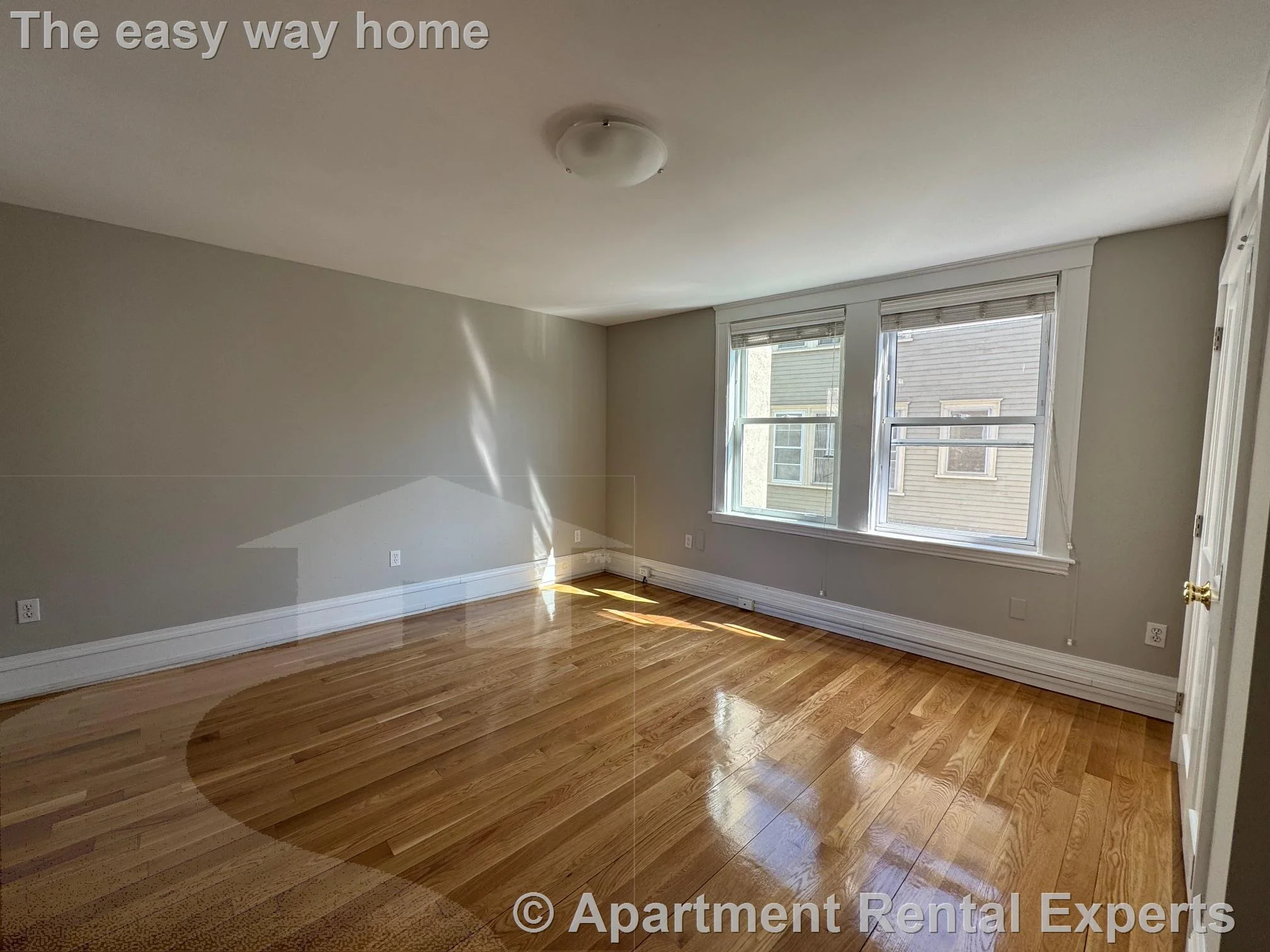 3 bed, 1 bath apartment for rent at 1675 Massachusetts Ave Unit 4, Harvard Square — photo 2 of 10