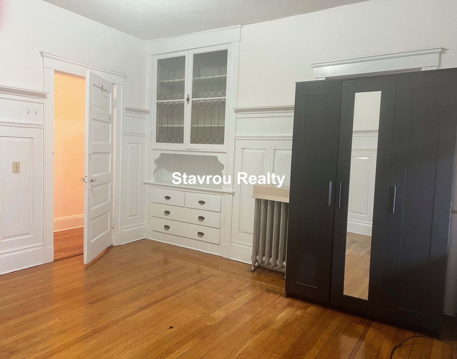 4 bed, 2 bath apartment for rent at 1677 Beacon St Unit 2, Aspinwall Hill — photo 13 of 51