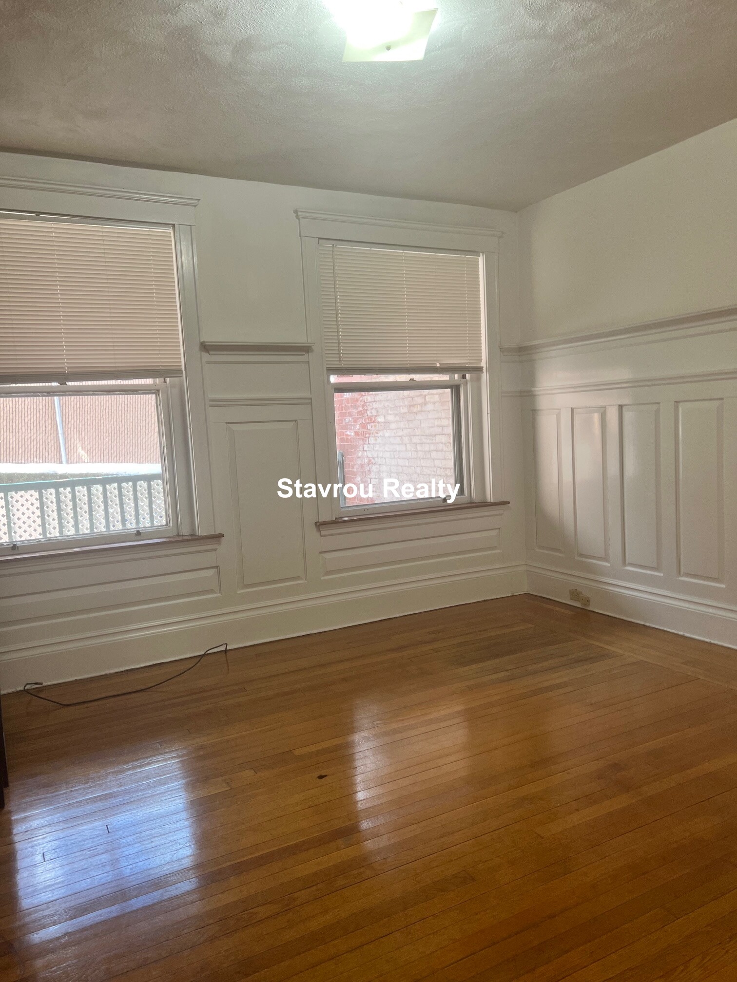 4 bed, 2 bath apartment for rent at 1677 Beacon St Unit 2, Aspinwall Hill — photo 14 of 51