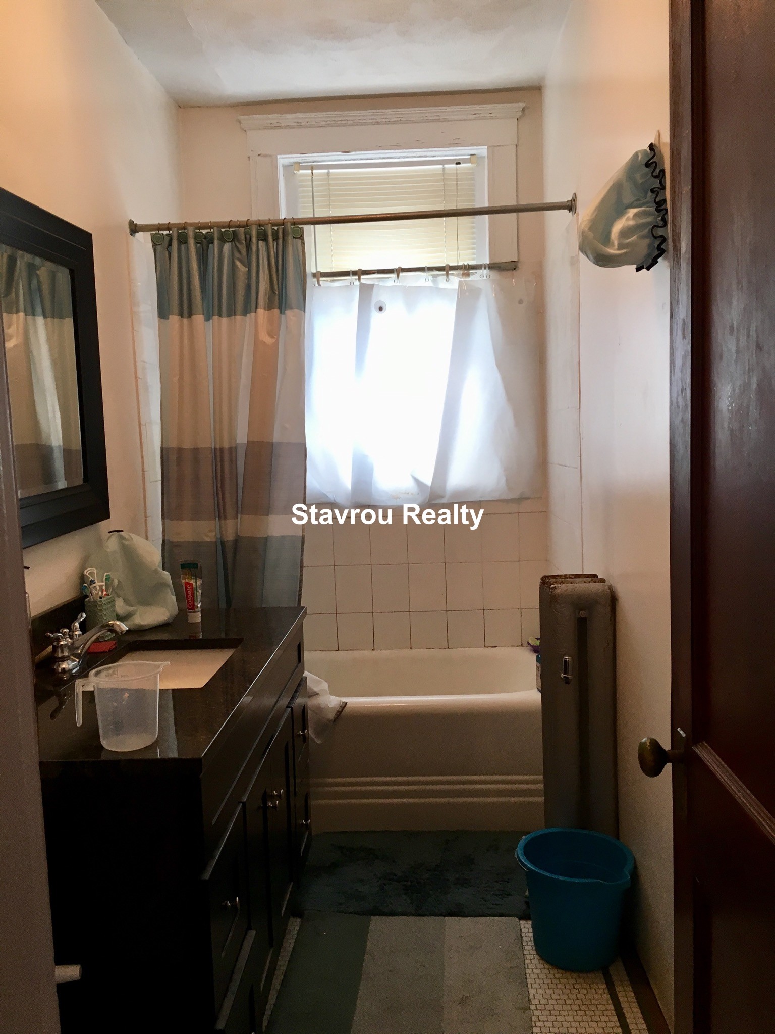 4 bed, 2 bath apartment for rent at 1677 Beacon St Unit 2, Aspinwall Hill — photo 39 of 51