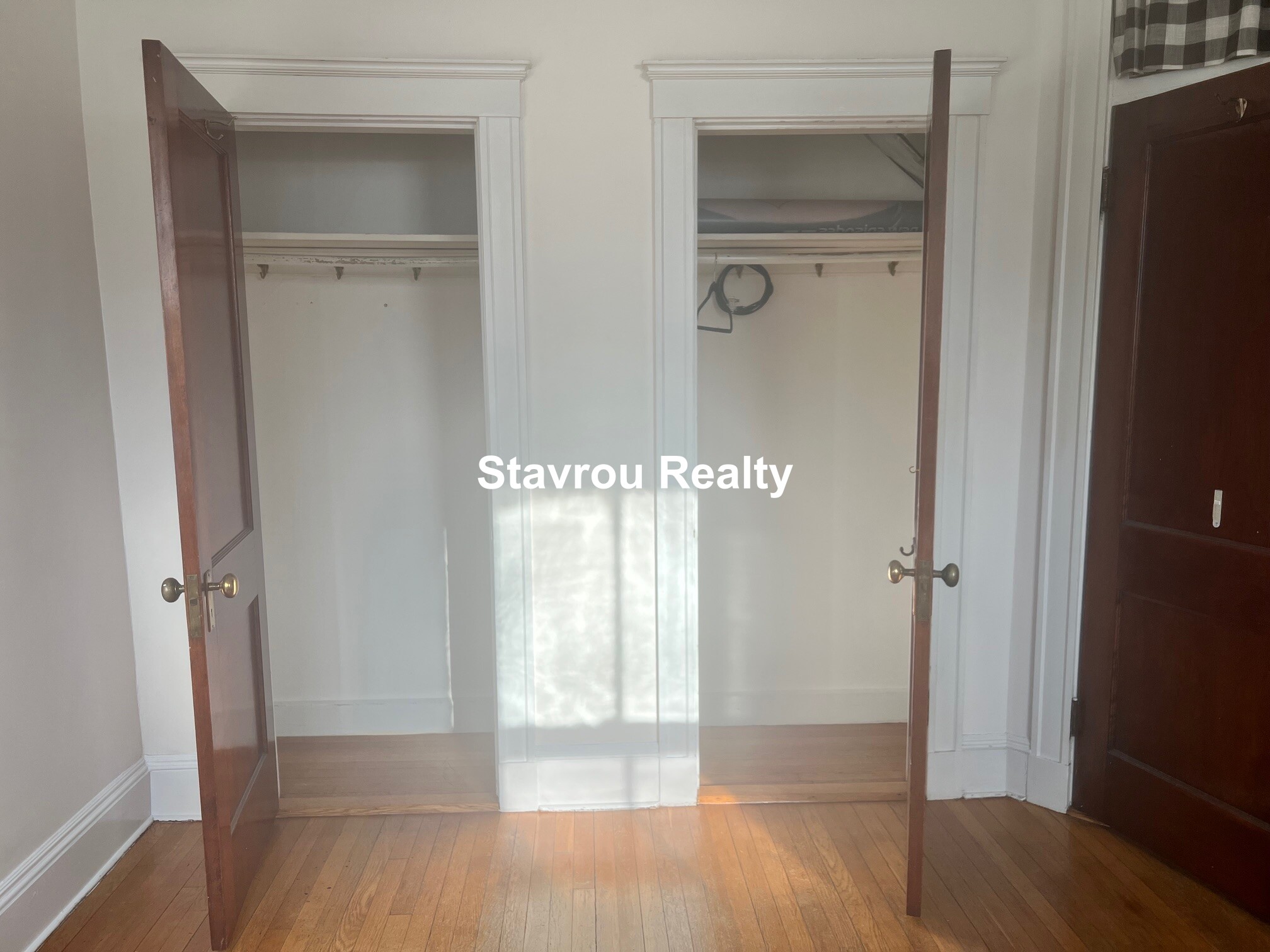 4 bed, 2 bath apartment for rent at 1677 Beacon St Unit 2, Aspinwall Hill — photo 21 of 51