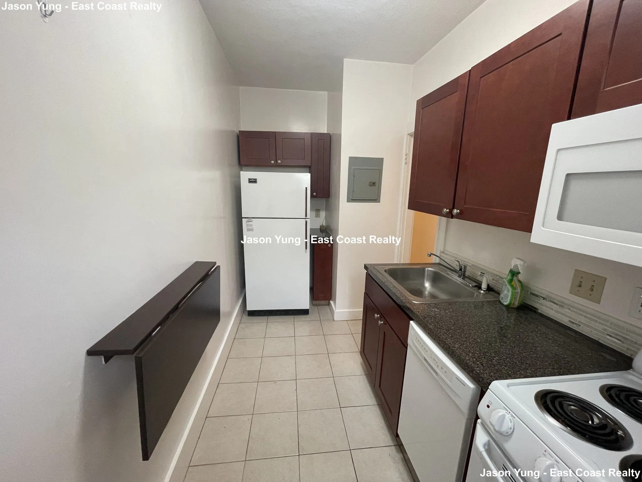 Studio bed, 1 bath apartment for rent at 1677 Commonwealth Ave Unit 15, Brighton — photo 7 of 13