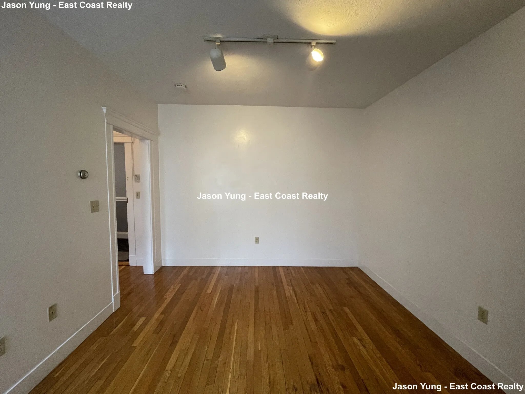 Studio bed, 1 bath apartment for rent at 1677 Commonwealth Ave Unit 15, Brighton — photo 5 of 13