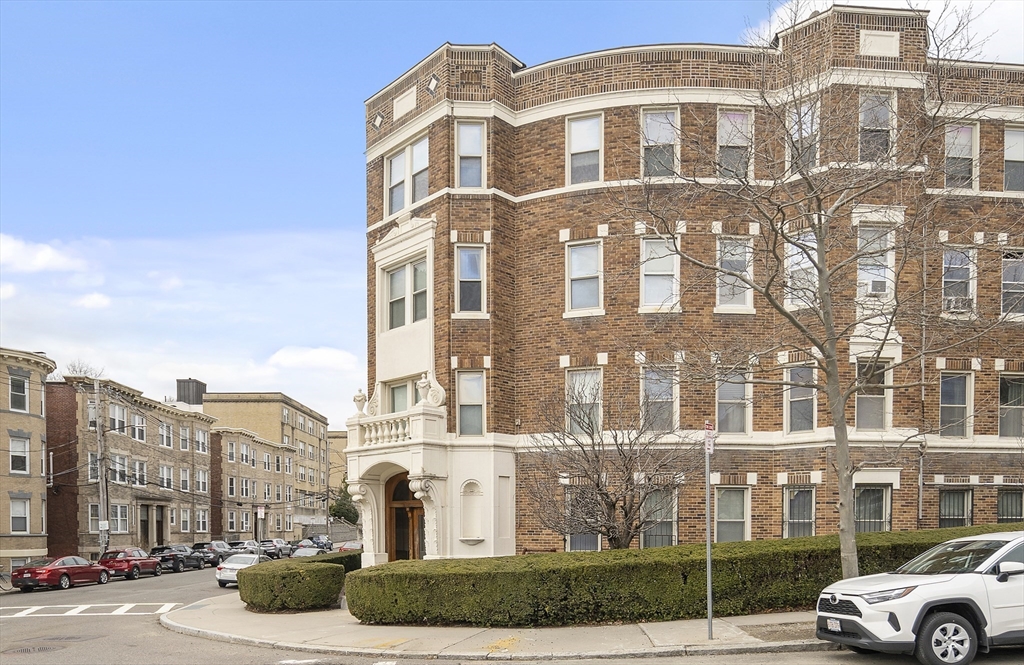 Studio bed, 1 bath apartment for rent at 1677 Commonwealth Ave Unit 18, Brighton — photo 15 of 15