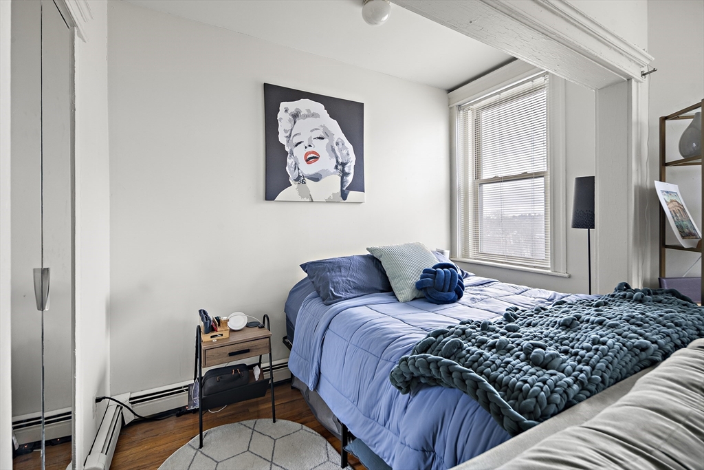 Studio bed, 1 bath apartment for rent at 1677 Commonwealth Ave Unit 18, Brighton — photo 5 of 15