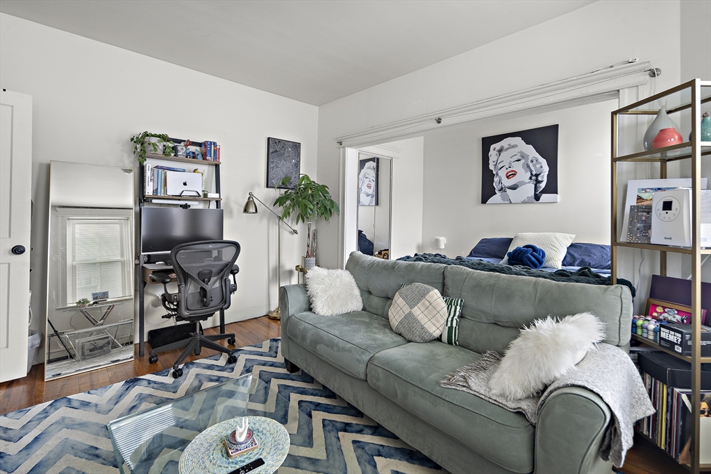 Studio bed, 1 bath apartment for rent at 1677 Commonwealth Ave Unit 18, Brighton — photo 1 of 15