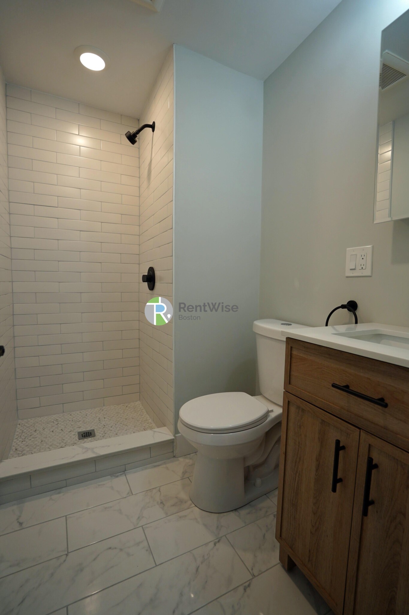 3 bed, 1 bath apartment for rent at 168 Endicott St Unit 4, North End — photo 11 of 17