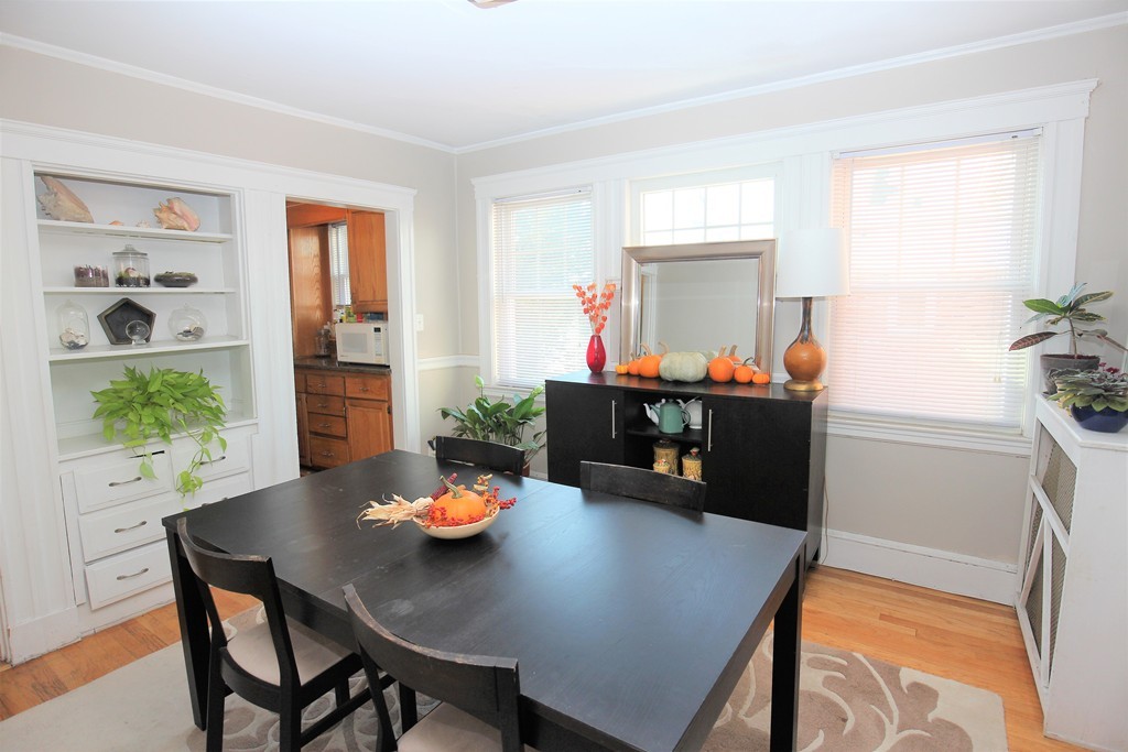 2 bed, 1 bath apartment for rent at 168 Faneuil St Unit 2, Brighton — photo 5 of 19