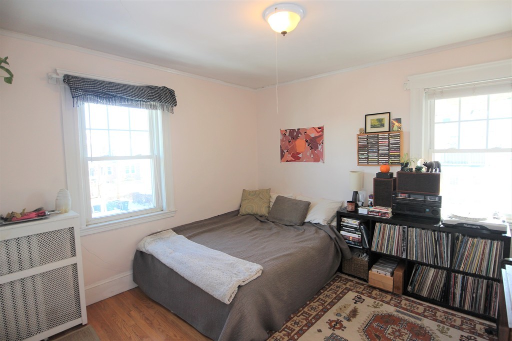 2 bed, 1 bath apartment for rent at 168 Faneuil St Unit 2, Brighton — photo 10 of 19