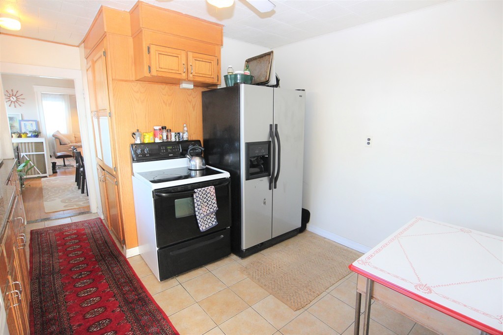 2 bed, 1 bath apartment for rent at 168 Faneuil St Unit 2, Brighton — photo 9 of 19