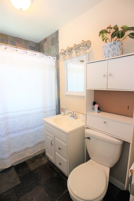 2 bed, 1 bath apartment for rent at 168 Faneuil St Unit 2, Brighton — photo 16 of 19