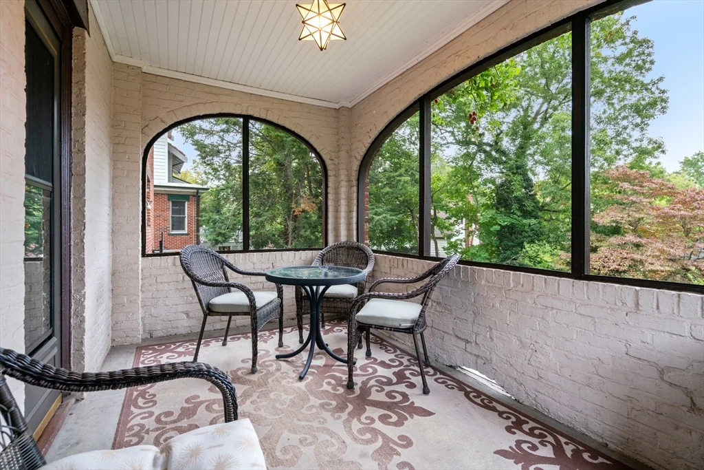 5 bed, 3 bath apartment for rent at 168 Gardner Rd, Brookline — photo 14 of 17