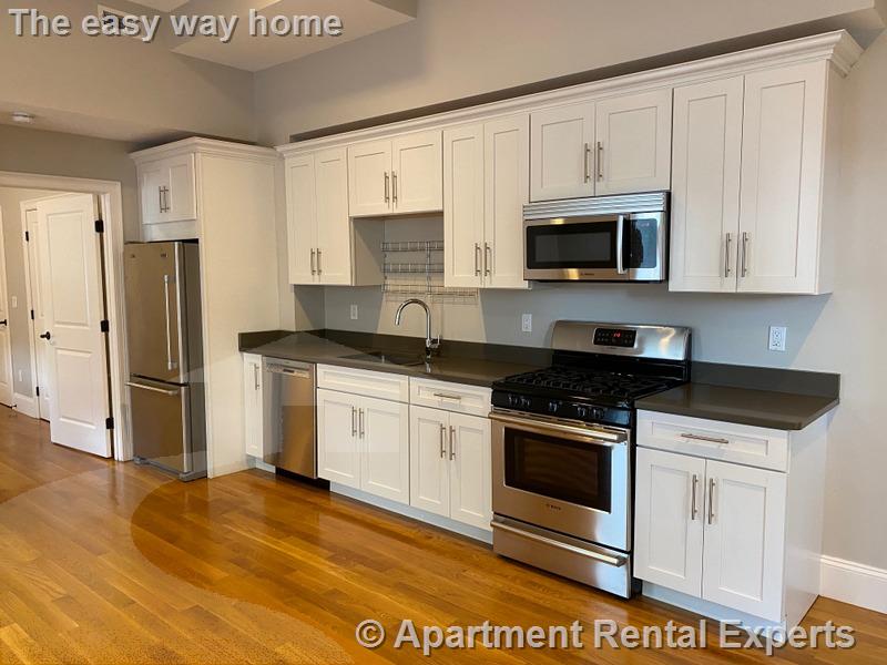 1 bed, 1 bath apartment for rent at 168 Hampshire Unit 1A, Central Square