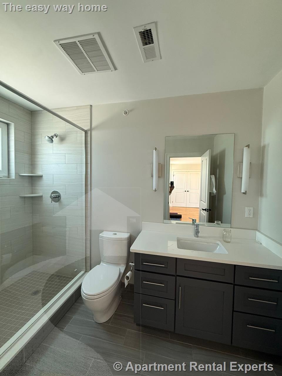 3 bed, 3 bath apartment for rent at 168 Hampshire Unit 4A, Central Square — photo 9 of 20