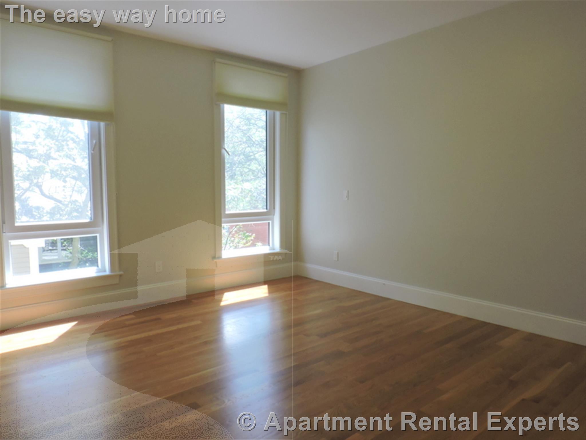 3 bed, 3 bath apartment for rent at 168 Hampshire Unit 4A, Central Square — photo 15 of 20