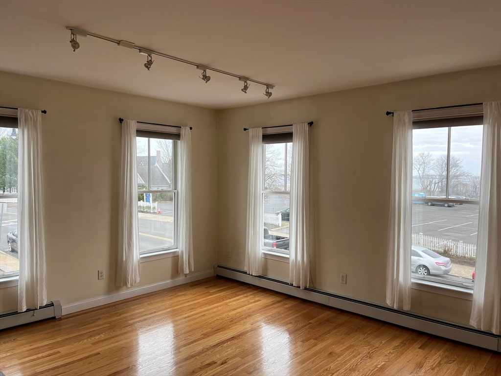 2 bed, 2 bath apartment for rent at 168 Humphrey St Unit 1, Swampscott — photo 3 of 9