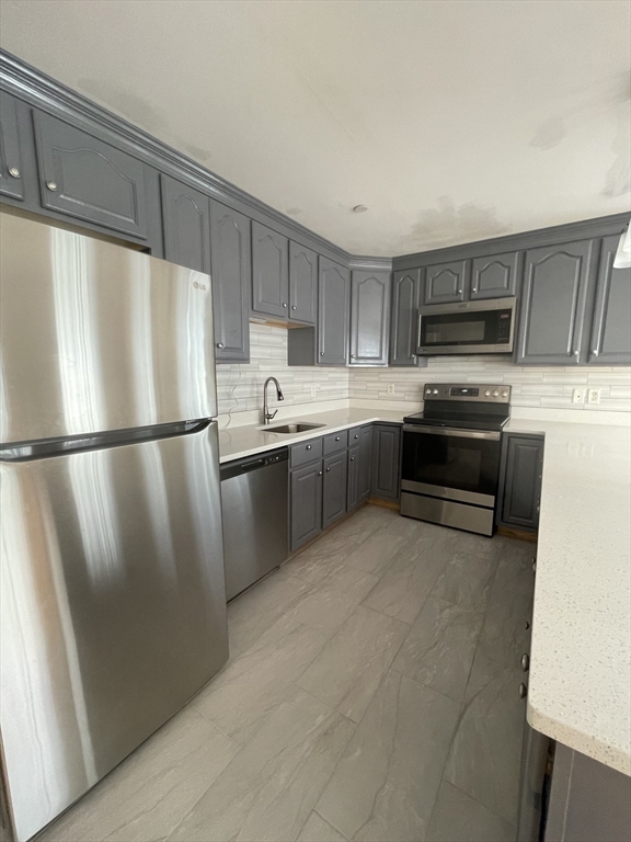 2 bed, 2 bath apartment for rent at 168 Humphrey St Unit 1, Swampscott — photo 6 of 9