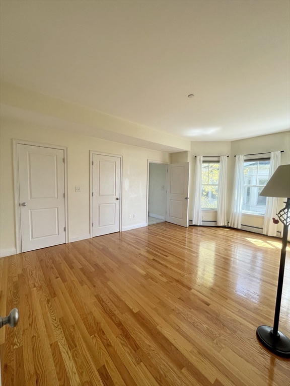 2 bed, 2 bath apartment for rent at 168 Humphrey St Unit 1, Swampscott — photo 5 of 9
