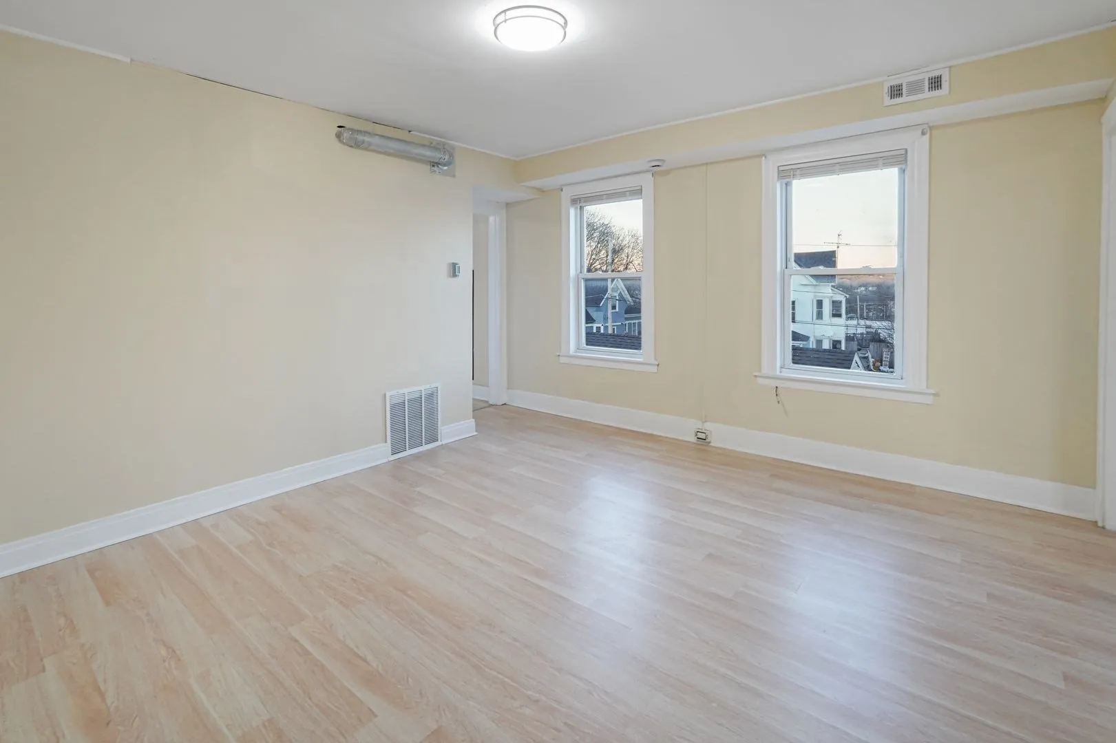 2 bed, 1 bath apartment for rent at 168 Lunenburg St Unit 2L, Fitchburg — photo 10 of 14