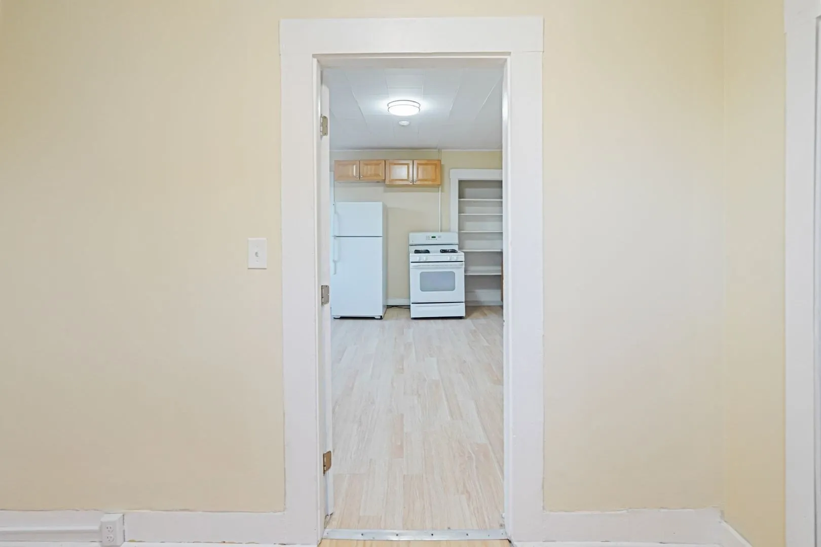 2 bed, 1 bath apartment for rent at 168 Lunenburg St Unit 2L, Fitchburg — photo 5 of 14