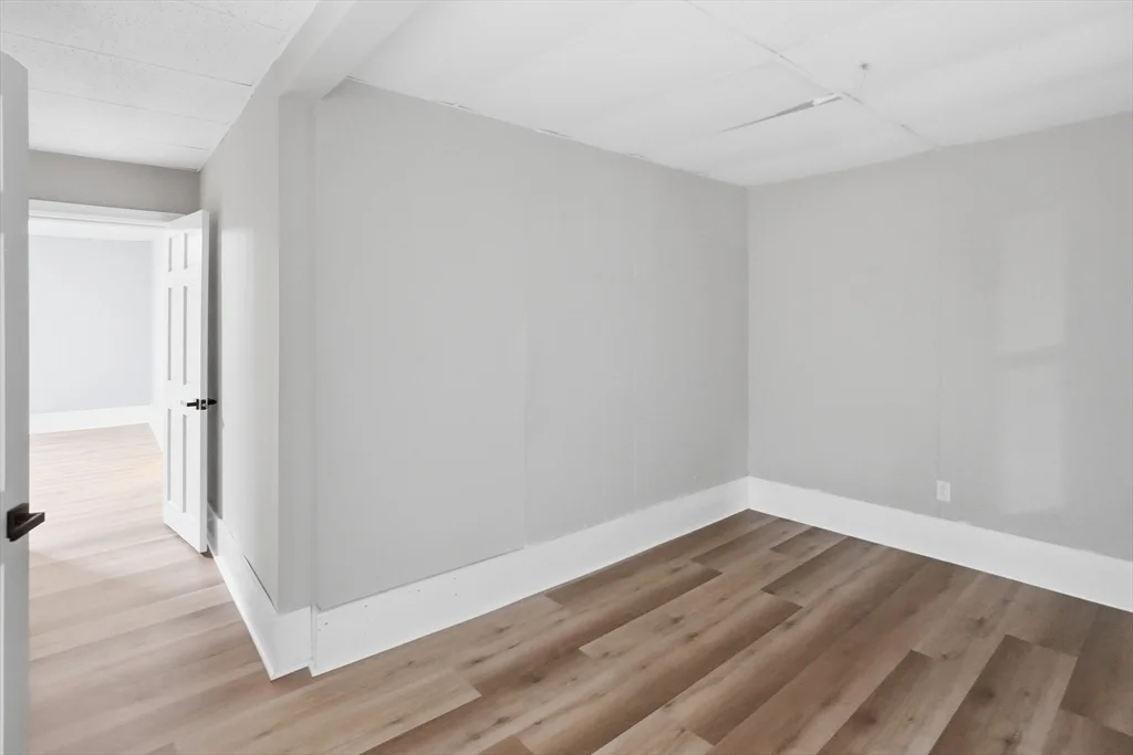 3 bed, 1 bath apartment for rent at 168 Lunenburg St Unit 3L, Fitchburg — photo 16 of 19