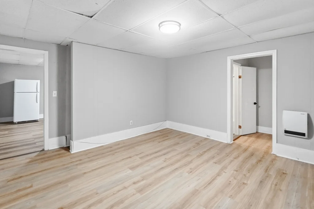 3 bed, 1 bath apartment for rent at 168 Lunenburg St Unit 3L, Fitchburg — photo 12 of 19